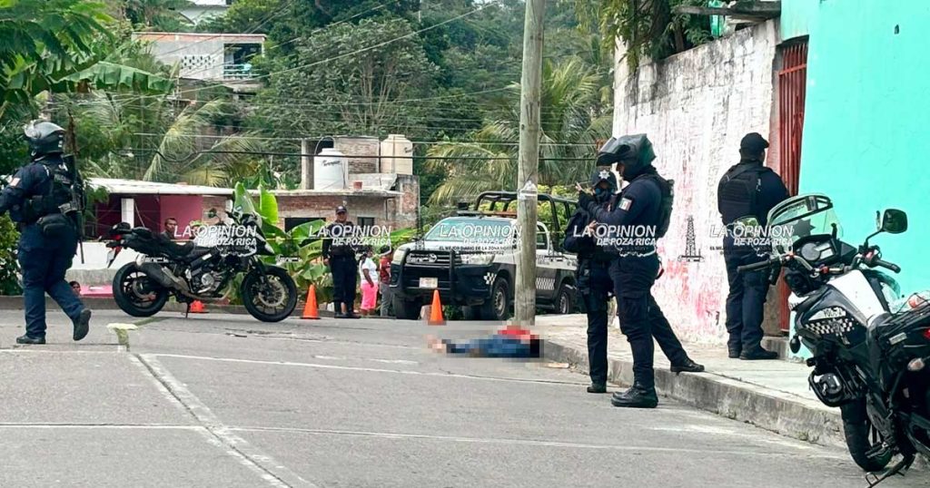 Cortaba frijol y sufrió mortal caída Cortaba frijol y sufrió mortal caída