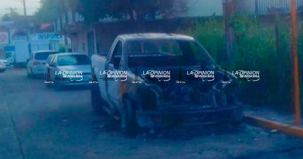 Incendio de camioneta genera movilización de PC Incendio de camioneta genera movilización de PC