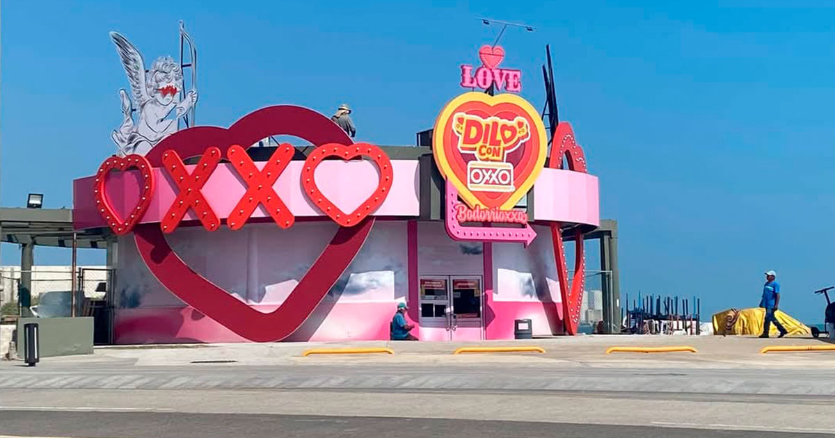 El Oxxo del Amor, nuevo atractivo de Boca del Río El Oxxo del Amor, nuevo atractivo de Boca del Río