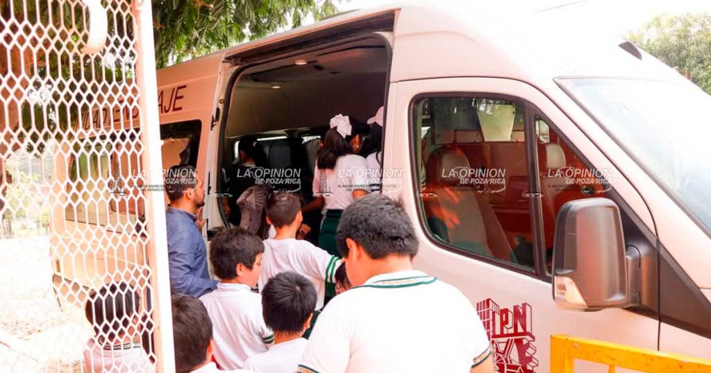 Llega la Unidad Móvil de Aprendizaje a más escuelas de la ciudad