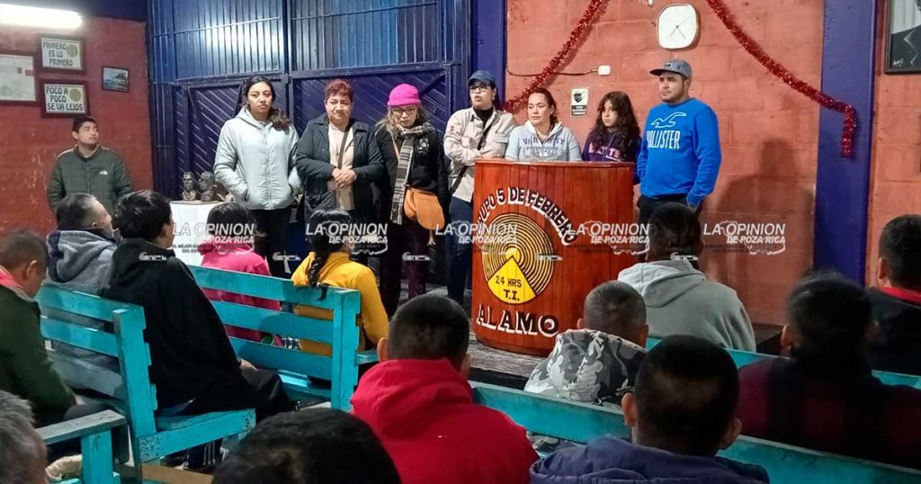 Reparten alimentos a grupos vulnerables