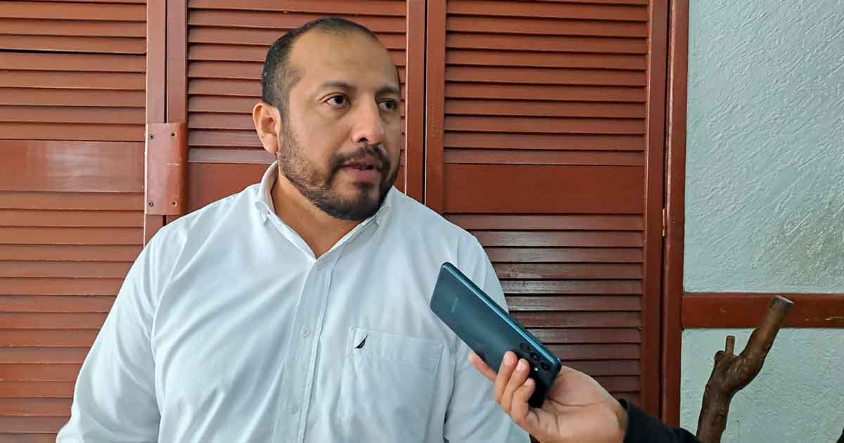 Demandarán a Arturo Castagné por utilizar documentos falsos contra Rocío Nahle Demandarán a Arturo Castagné por utilizar documentos falsos contra Rocío Nahle