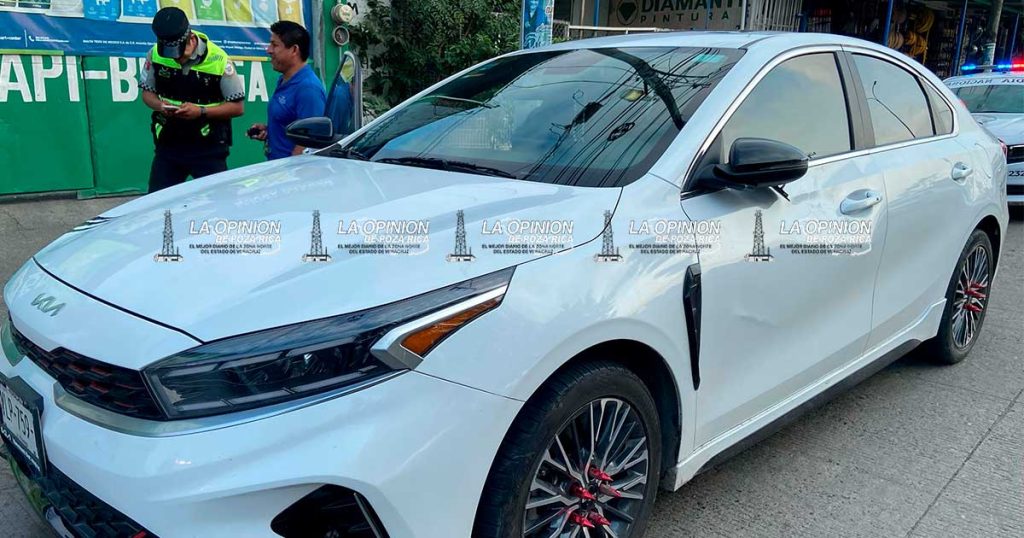 Estudiante es atropellada en la México-Tuxpan Estudiante es atropellada en la México-Tuxpan