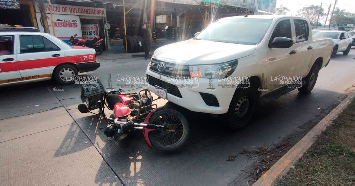 Adulto mayor resulta lesionado en choque