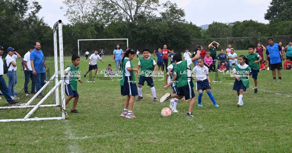 Promueven derechos de niños y adolescentes