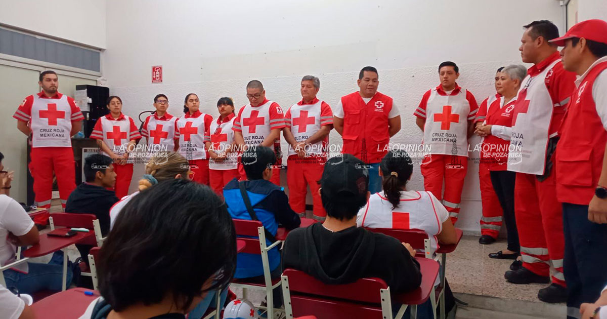 Trece nuevos Técnicos en Urgencias Médicas en Cruz Roja Poza Rica