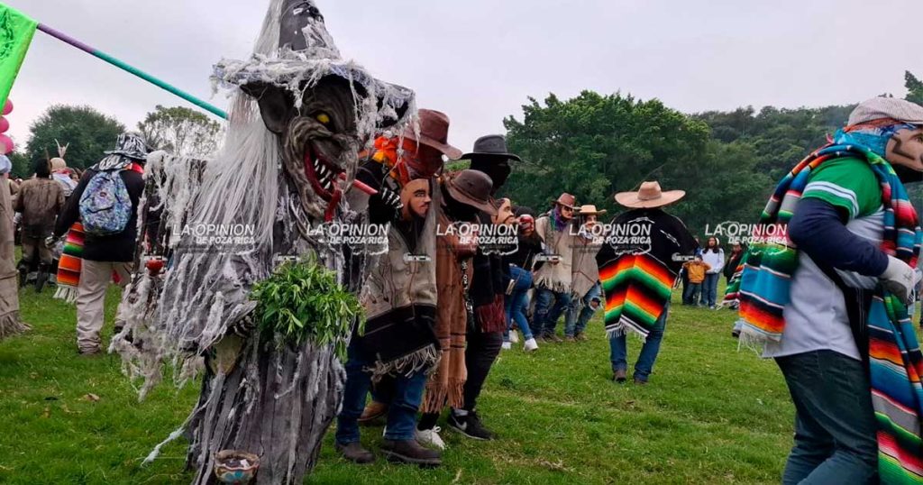 Celebran 73 años de carnaval tradicional