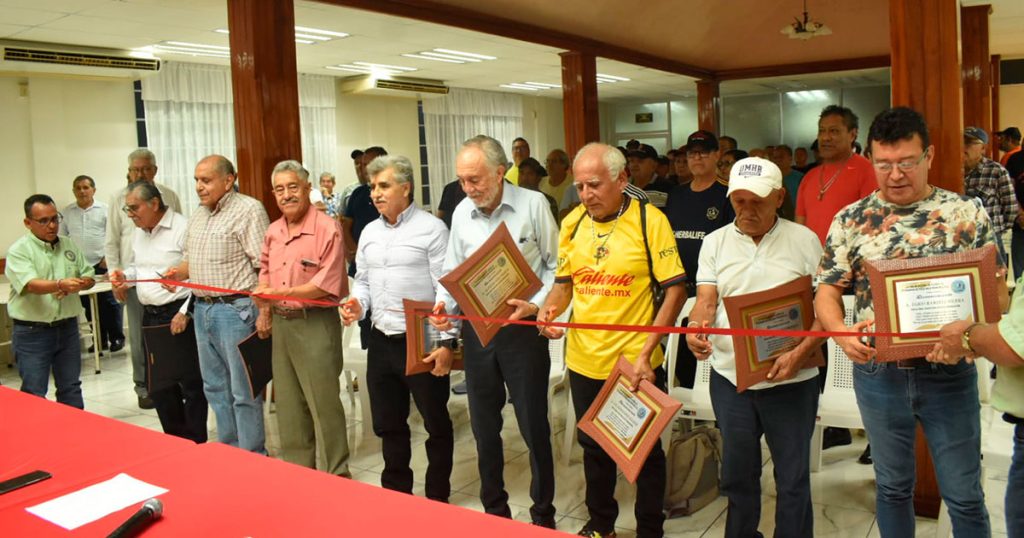 Luz verde a la temporada 2025-2026 Luz verde a la liga de Veteranos 2025-2026 de Poza Rica