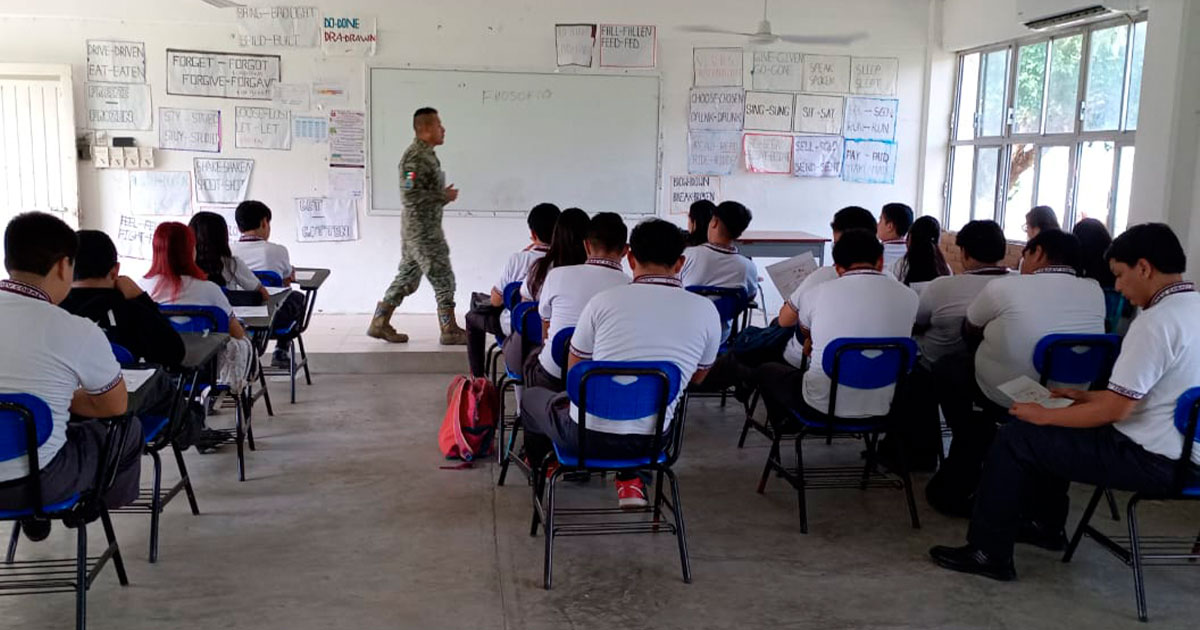 Previenen en alumnos suicidios y adicciones