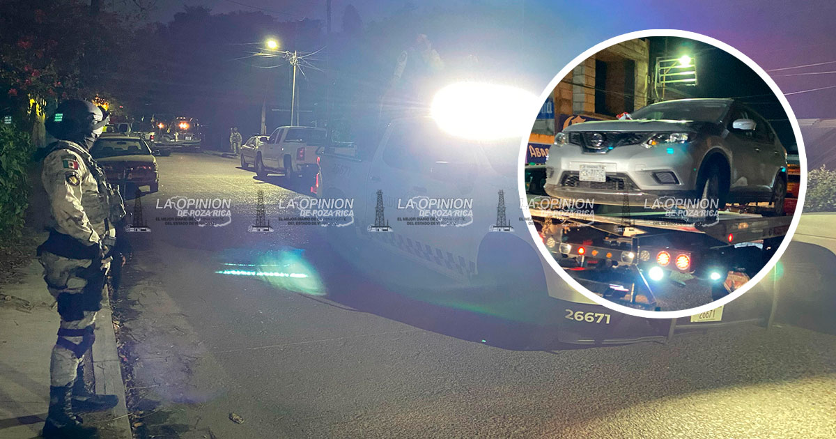 Camioneta es asegurada en Lomas del Carmen