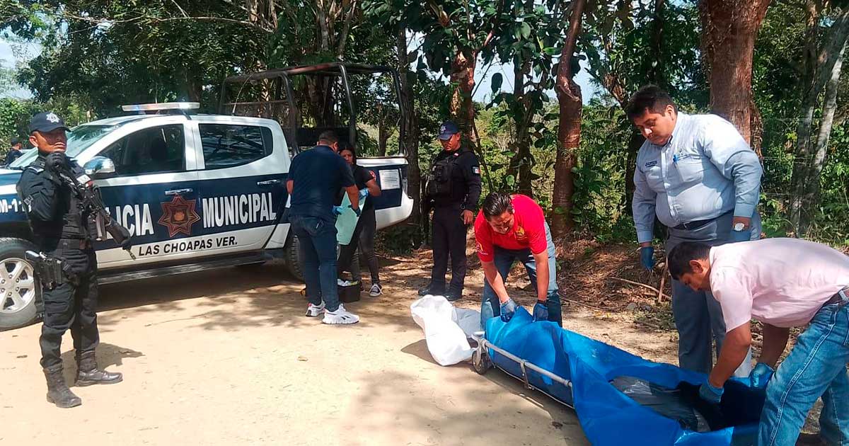 ¡Encuentran bolsas con restos mutilados de una mujer!