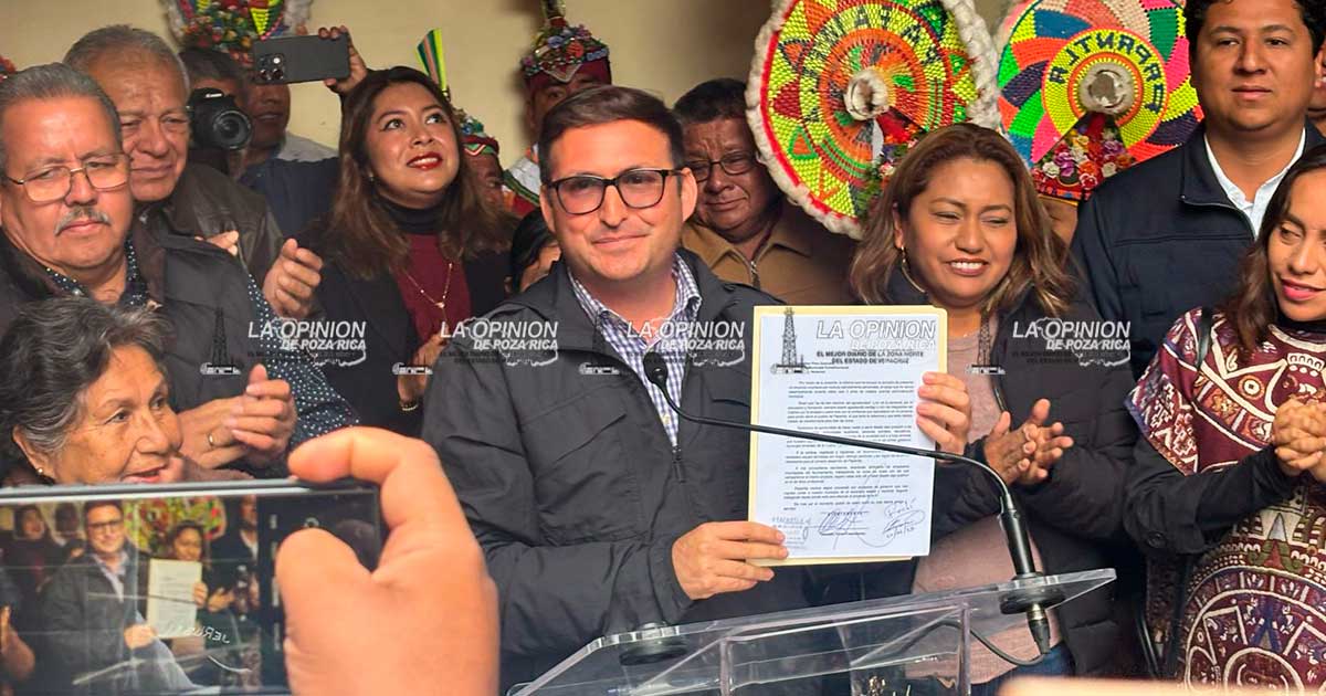Gonzalo Flores renuncia a la secretaría del ayuntamiento