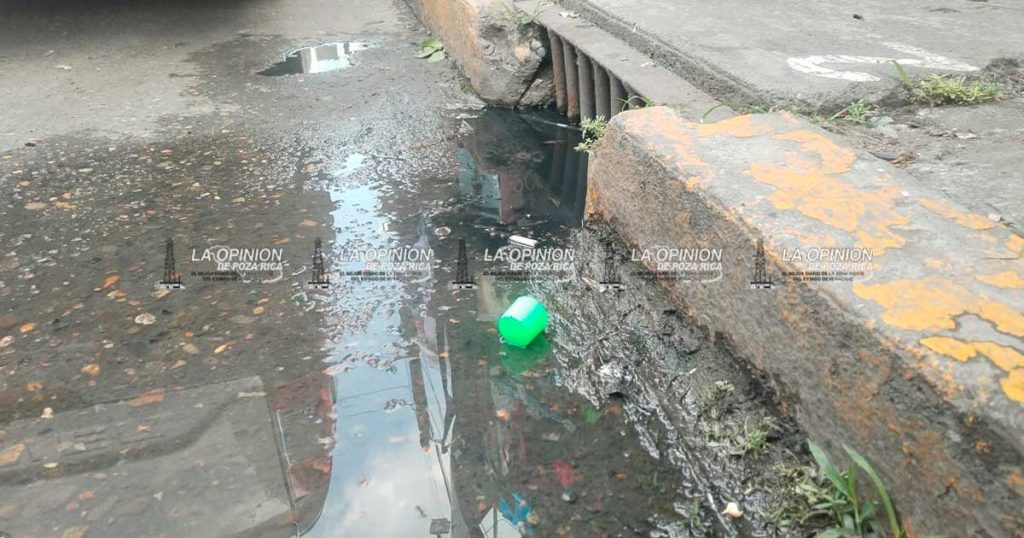 La pura transa en Drenaje y Alcantarillado con el camión Vactor