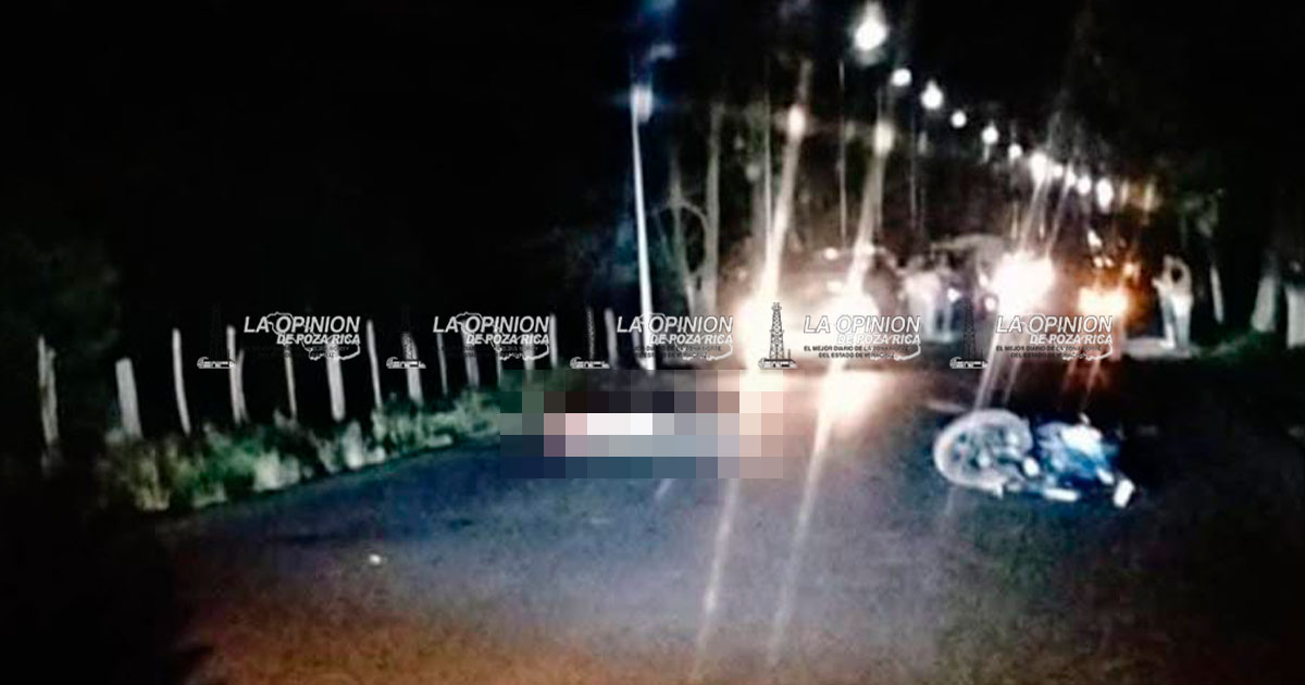 Muere motociclista al derrapar en la carretera Naranjos-Chontla