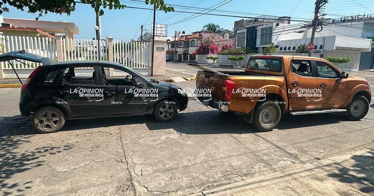¡Le da un recargón! ¡Le da un recargón!