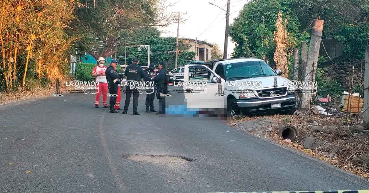 Balean a un hombre junto a menor de edad Balean a un hombre junto a menor de edad