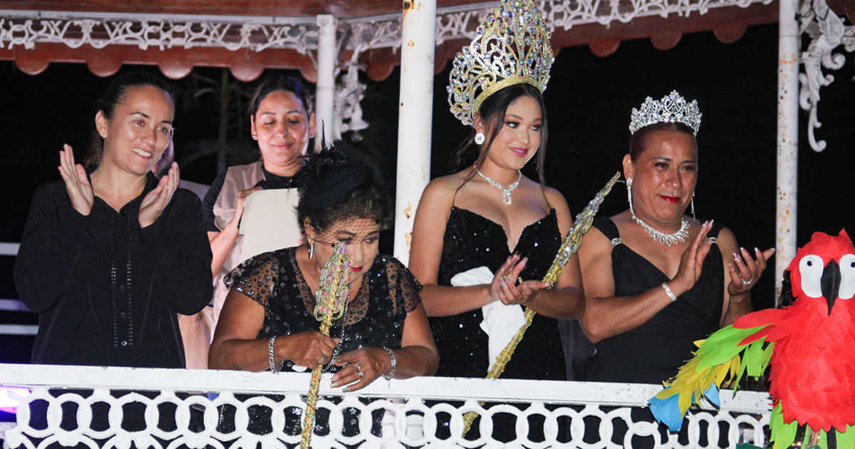 Orquesta de Salsa y Grupo Memverz cierran Carnaval de Tlalixcoyan