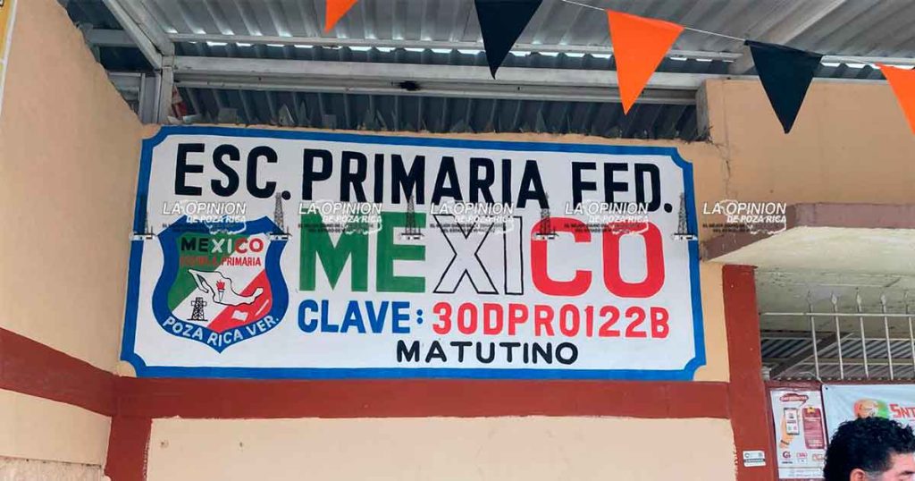 No hubo arreglo con SEV y la “México” sigue en poder de los padres No hubo arreglo con SEV y la “México” sigue en poder de los padres