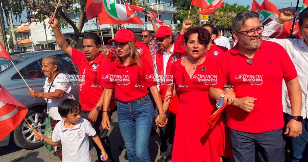 El Dr. Juan Manuel Alonso Rivera se registra ante el OPLE Municipal