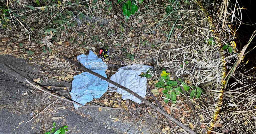 Se mata motociclista al chocar contra poste