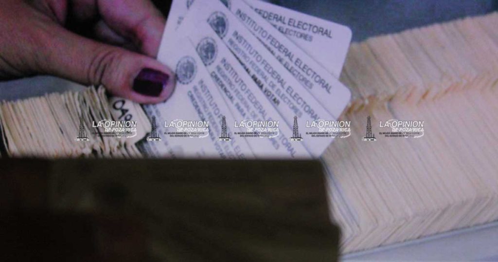 Realizan reimpresión de credencial INE sin correcciones Realizan reimpresión de credencial INE sin correcciones