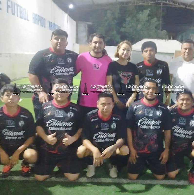 ¡Les dan su estreno los de Cuervos! ¡Les dan su estreno los de Cuervos!