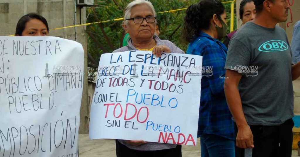 Se manifiestan por imposición de candidatos de Morena Se manifiestan por imposición de candidatos de Morena