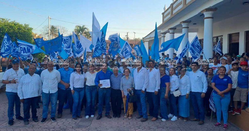 Hay que escuchar al pueblo para hacer las cosas juntos: Toño Mora