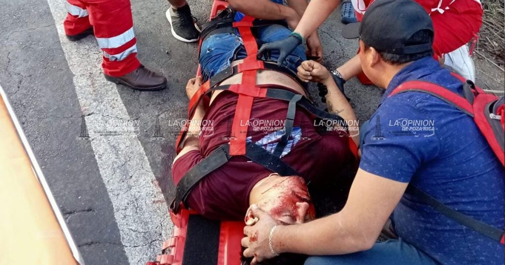 Embiste y mata a joven motociclista