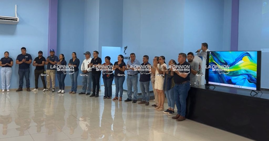 Concluye rehabilitación del auditorio municipal