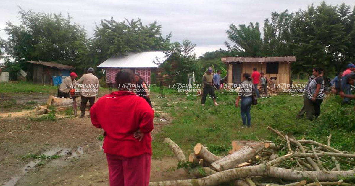 Exigen regularizar núcleos de población