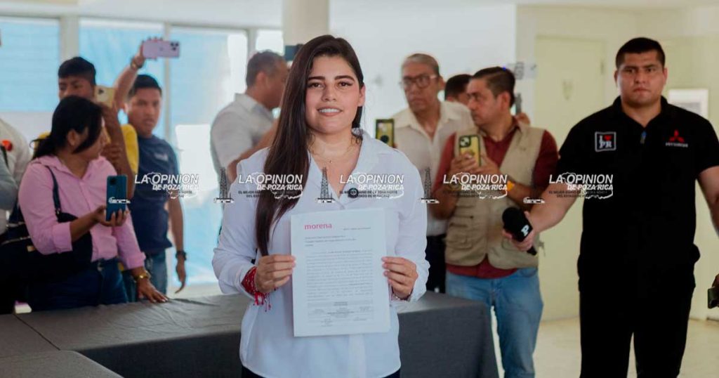 Poza Rica brinda respaldo total a Adanely Rodríguez en su registro ante el OPLE