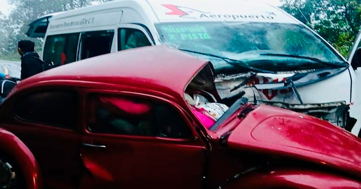 Mueren maestras en choque automovilístico Mueren maestras en choque automovilístico