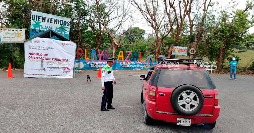 Refuerza Tránsito del Estado operativo vacacional en Poza Rica y Tihuatlán