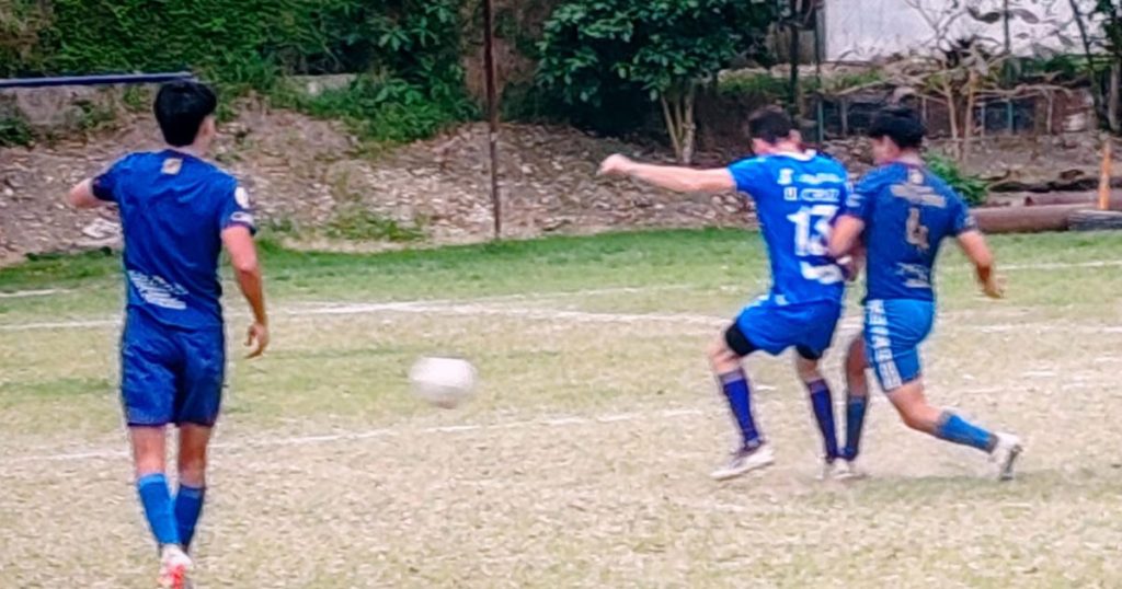 ¡Hacen ver mal a Familia Rodríguez!