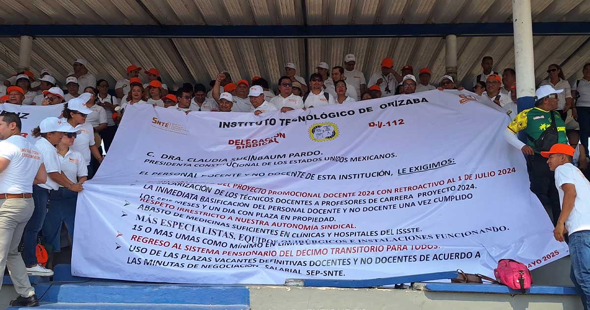 Más de 4 mil trabajadores del ITVER en riesgo; alertan desabasto de medicamento en ISSSTE Más de 4 mil trabajadores del ITVER en riesgo; alertan desabasto de medicamento en ISSSTE