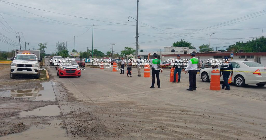 Seguridad vial en panteones: operativo de Tránsito del Estado Seguridad vial en panteones: operativo de Tránsito del Estado