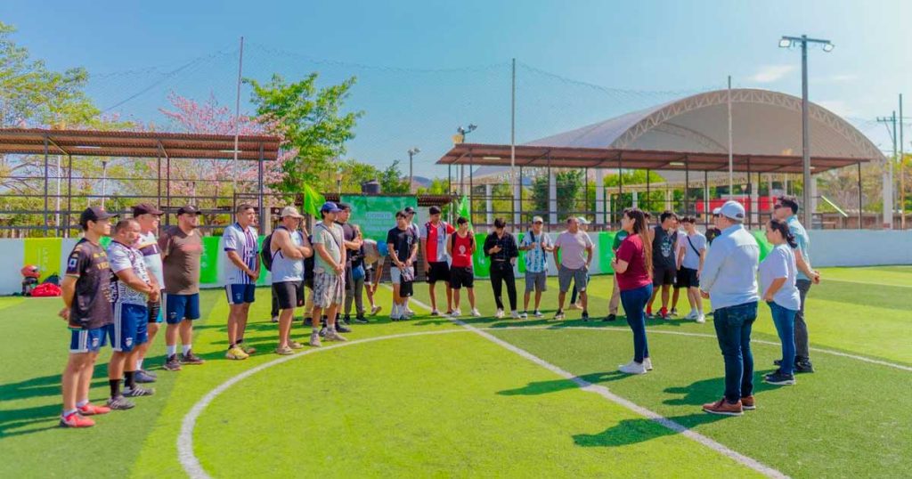 Con Adanely, más deporte Con Adanely, más deporte