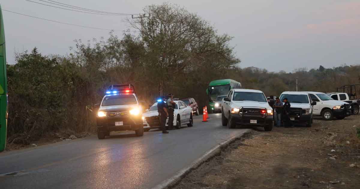 Chofer privado de la libertad es rescatado Chofer privado de la libertad es rescatado