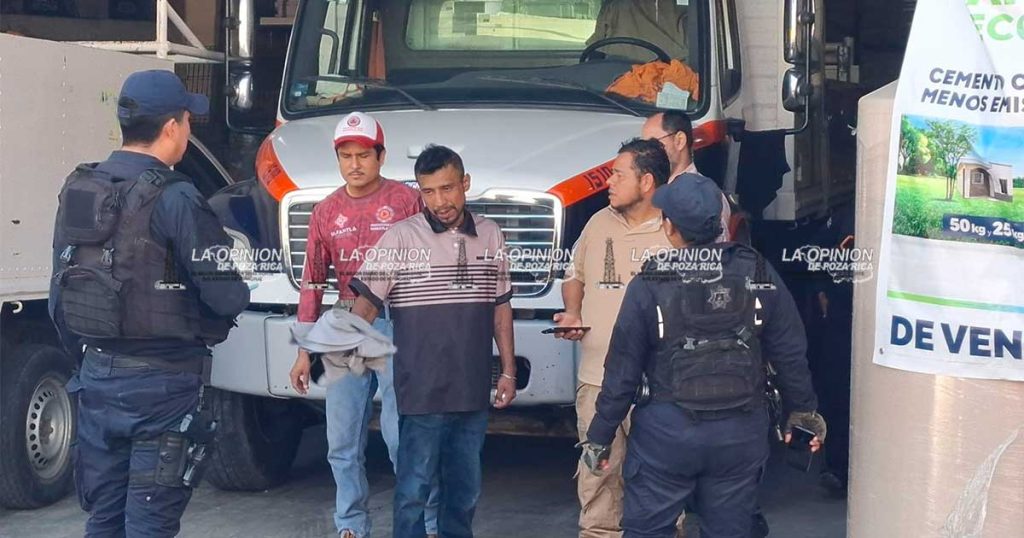 Hombre sufrió crisis nerviosa e ingresó a una tienda Hombre sufrió crisis nerviosa e ingresó a una tienda