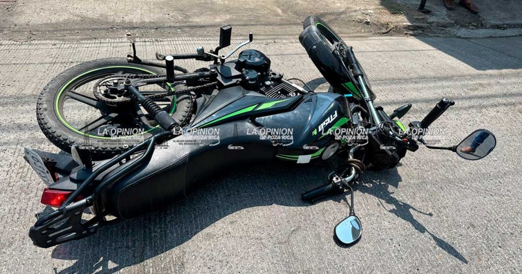 ¡Lo arrollan y lo dejan a su suerte!