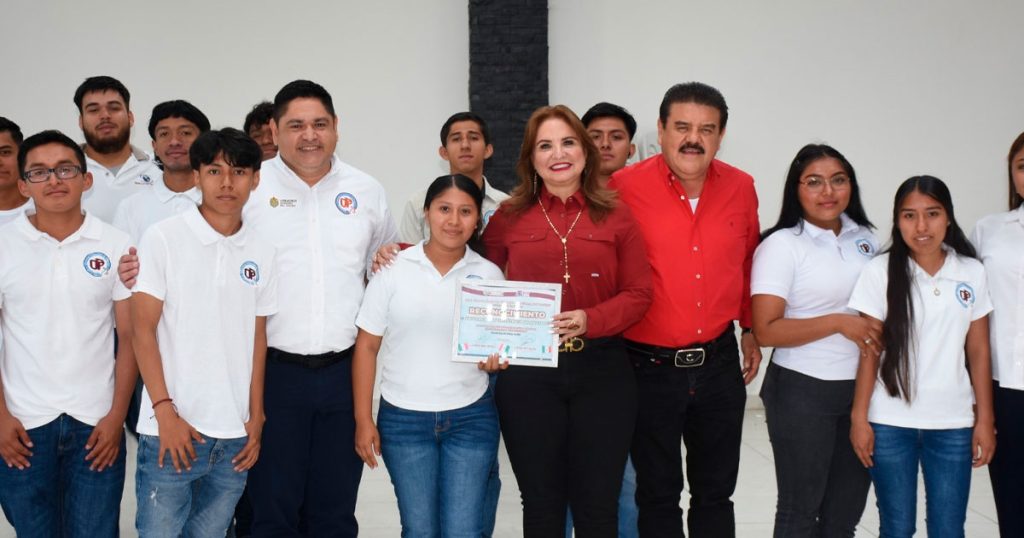 Preside alcalde arranque de nuevo ciclo de la UPH