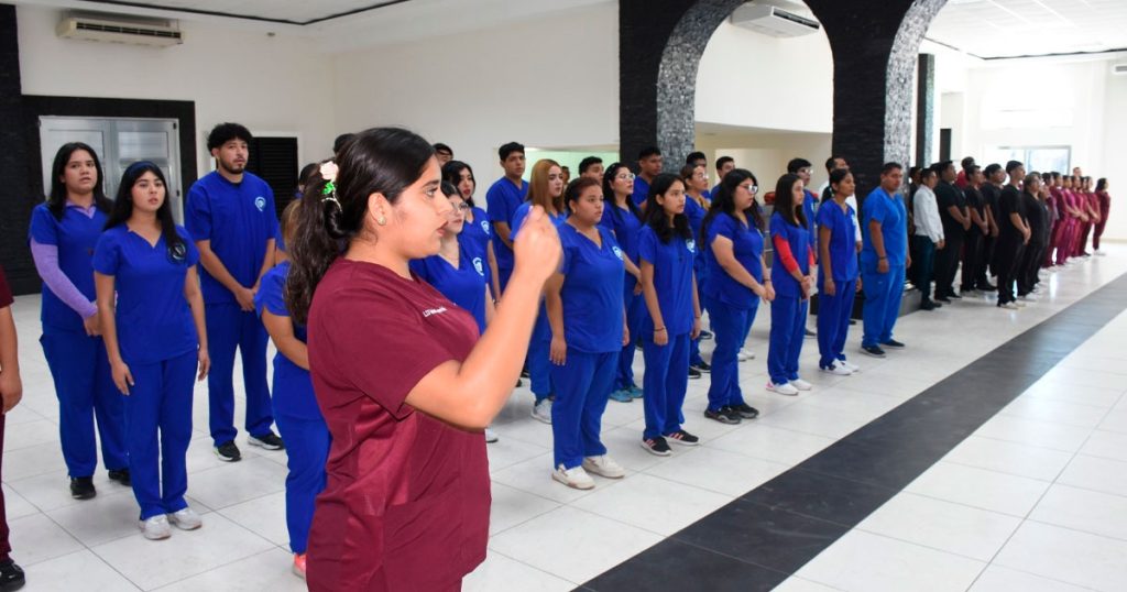 Preside alcalde arranque de nuevo ciclo de la UPH