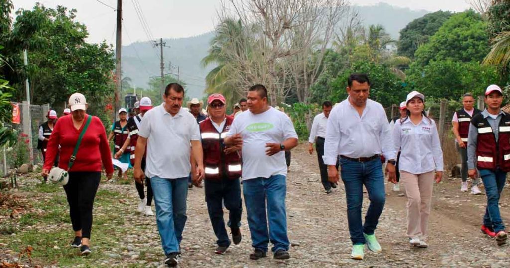 Pepe Arenas fortalece el vínculo con el pueblo Pepe Arenas fortalece el vínculo con el pueblo