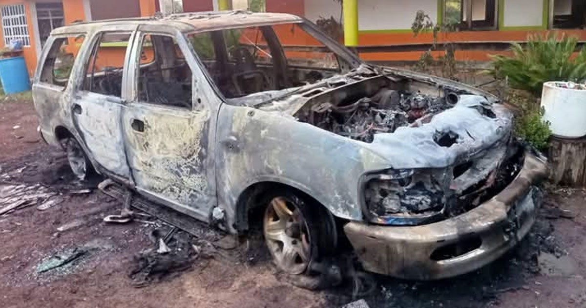 Incendian casa de campaña y vehículo de candidato de Morena en Jilotepec Incendian casa de campaña y vehículo de candidato de Morena en Jilotepec