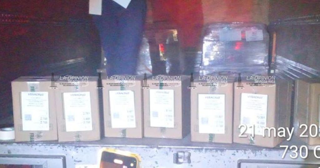 Llegaron los paquetes electorales a la oficina del OPLE en Cerro Azul