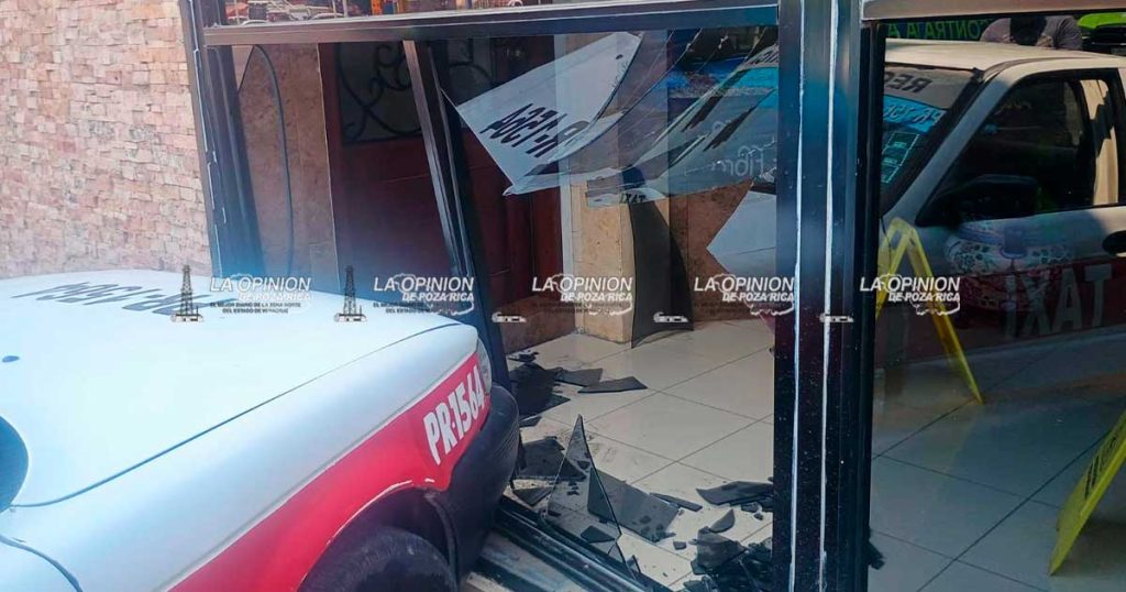 ¡Semaforazo frente al reloj de La Paz!