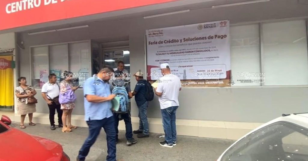 Familias aprovecharon la Feria de Atención realizada por el Infonavit