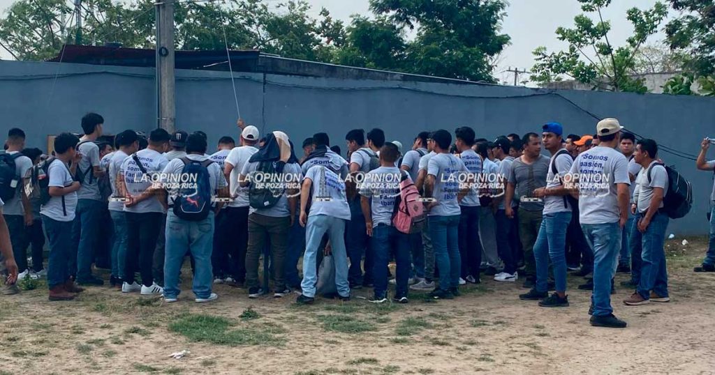 Paro laboral en empresa; exigen pago de utilidades