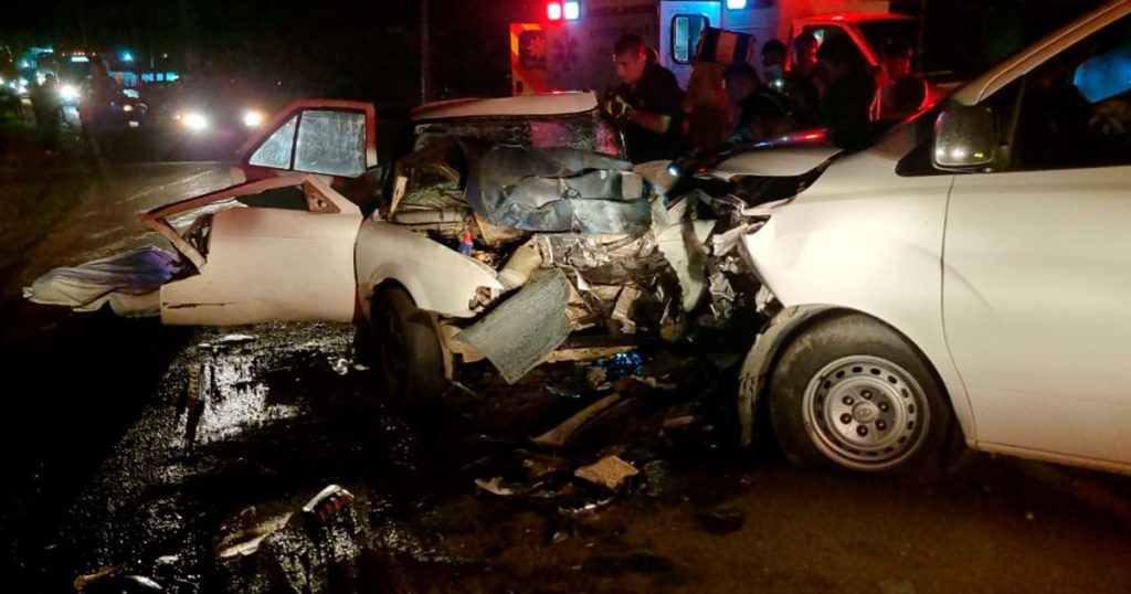 Tragedia en carretera Amozoc–Nautla tras choque